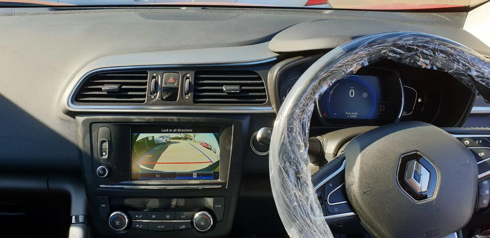 Renault kadjar reverse camera